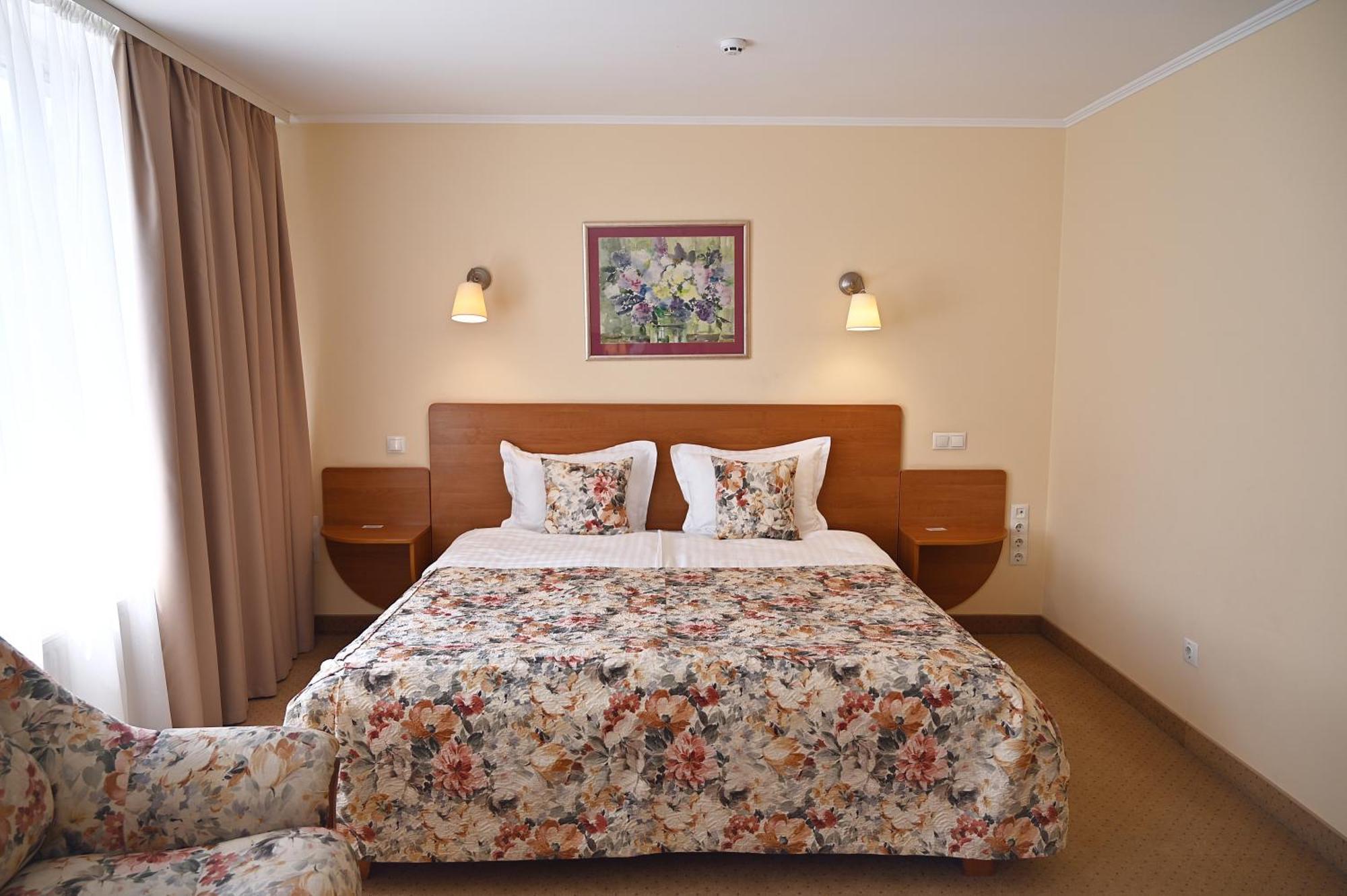 Nadiya Hotel Ιβανό-Φρανκίβσκ Εξωτερικό φωτογραφία