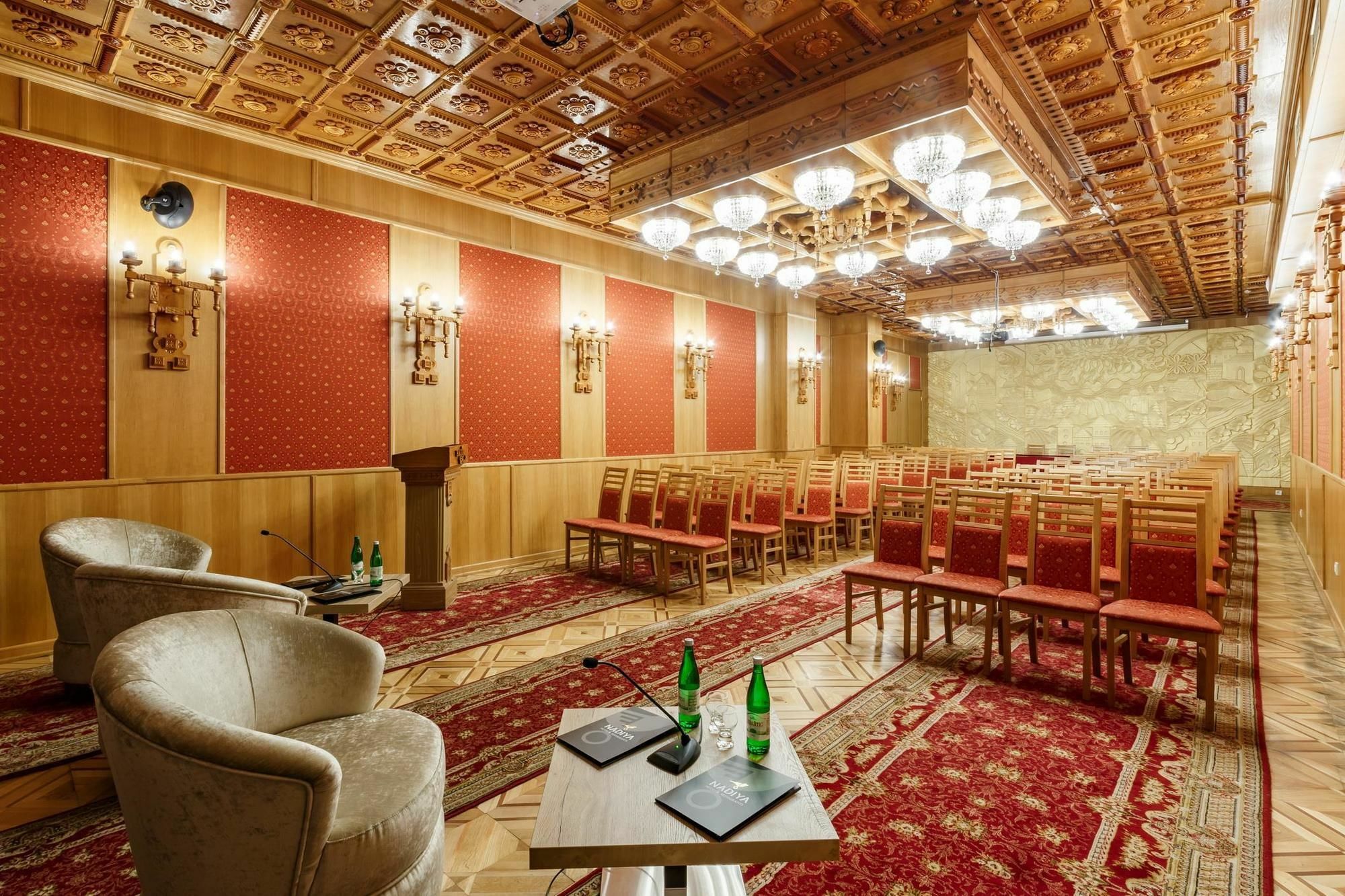 Nadiya Hotel Ιβανό-Φρανκίβσκ Εξωτερικό φωτογραφία